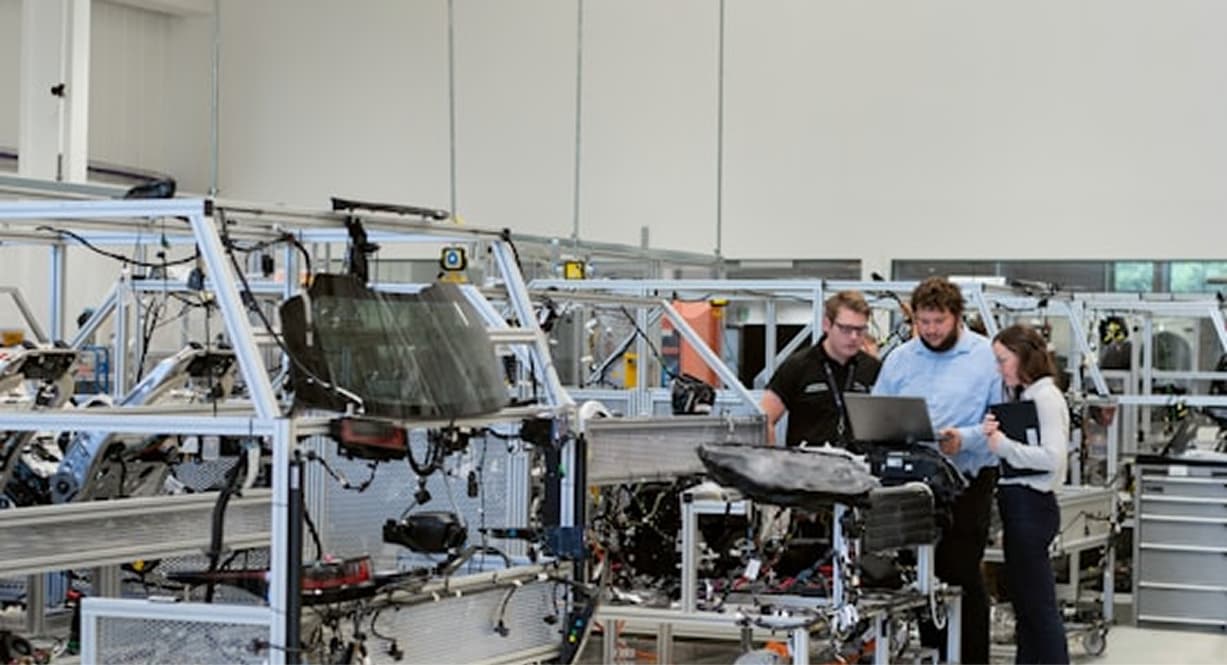 How Automated manufacturing Performance Dashboard Enabled Real-Time Cost Optimization for a Beverage Manufacturer